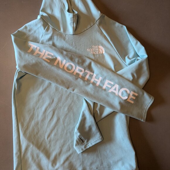 Girls North Face Amphibious long sleeve rash guard - Picture 4 of 6